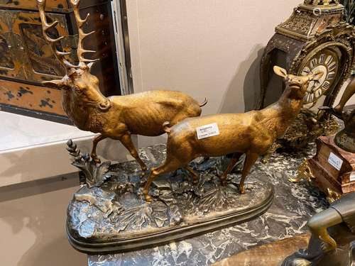 LECOURTIER Prosper, d'après<br />
Cerf et biche <br />
Group...