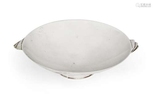 A silver nut bowl by Max Grenville, London, 1988, in maker's...