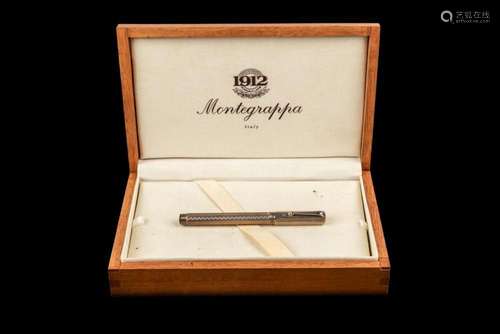 Montegrappa Octogon pen