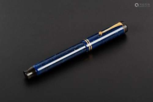 Parker Duofold blue pen