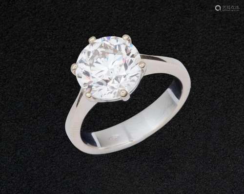 4,01 ct. diamond gold ring