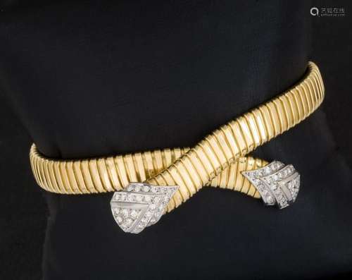 Gold bracelet circa 1940 gold and diamond