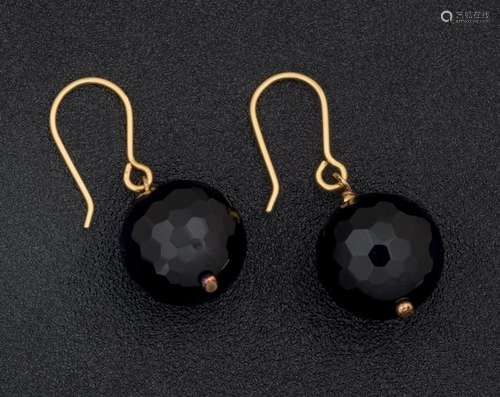 Onix ball earrings