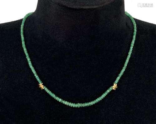 Emerald and gold necklace