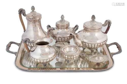 An English coffee set. 19th/20th Century