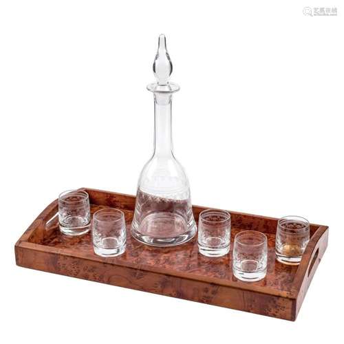 Licor set with tray. 20th C.