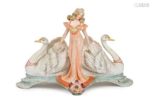 A porcelain swans centerpiece Early 20th Century