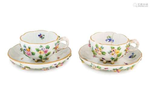 A pair of German porcelain cups by Meissen