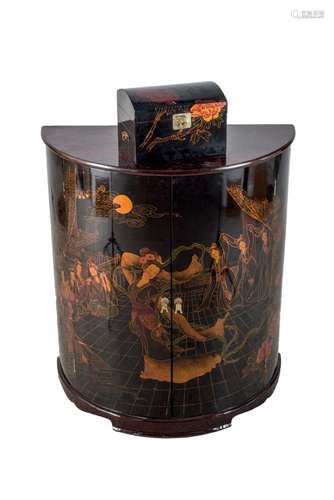 A Chinese lacquered bar chest Circa 1960