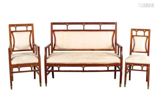 Walnut seating. Spain C. 1910