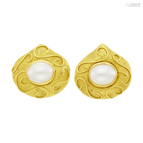 Elizabeth Gage Pair of Gold and Mabé Pearl Earclips