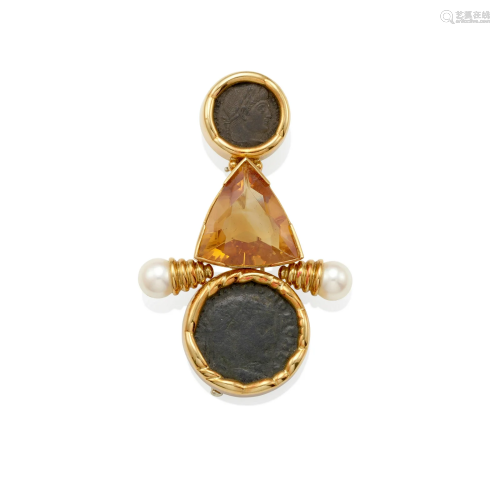 AN 18K GOLD, CITRINE, CULTURED PEARL AND COIN CLIP