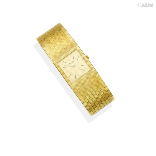 PIAGET: AN 18K GOLD WRISTWATCH