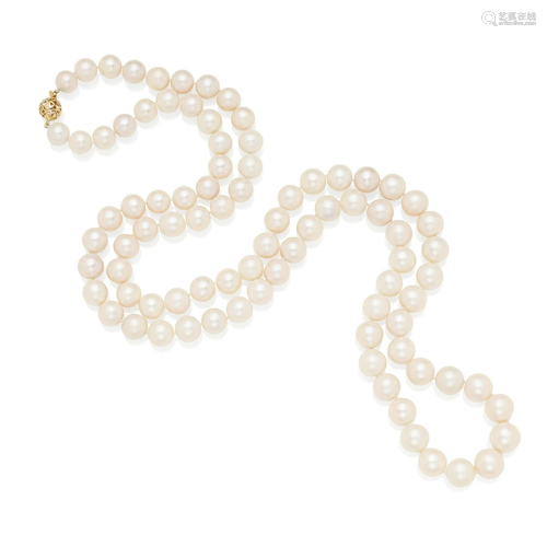 A 14K GOLD, CULTURED PEARL AND DIAMOND NECKLACE