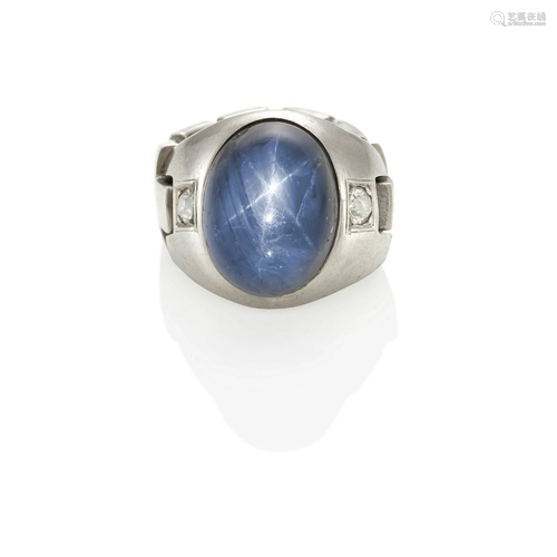 A 14K WHITE GOLD, STAR SAPPHIRE AND DIAMOND RING