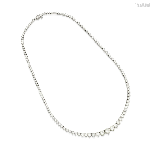 AN 18K WHITE GOLD AND DIAMOND RIVIÈRE NECKLACE