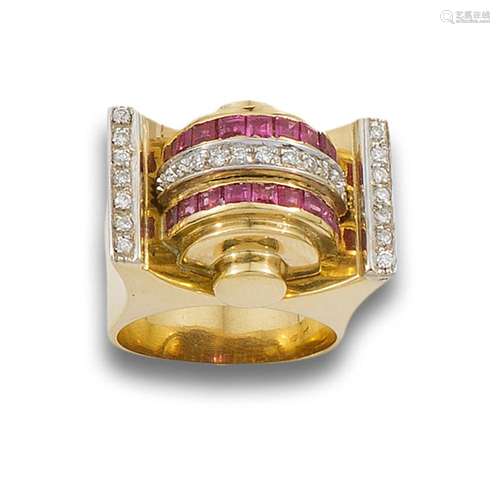 Large chevalier ring in 18 kt yellow gold.