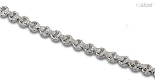 18kt white gold openwork link bracelet.