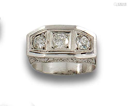 Antique triplet platinum ring.