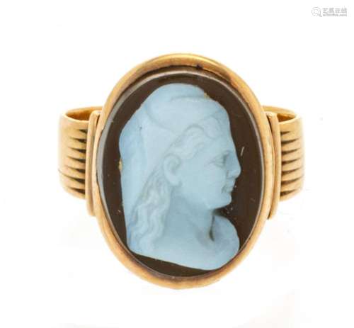 CAMEO AND 14 KT GOLD RING C 1880, SIZE 3 1/2