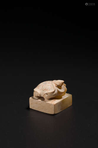 A white jade turtle seal