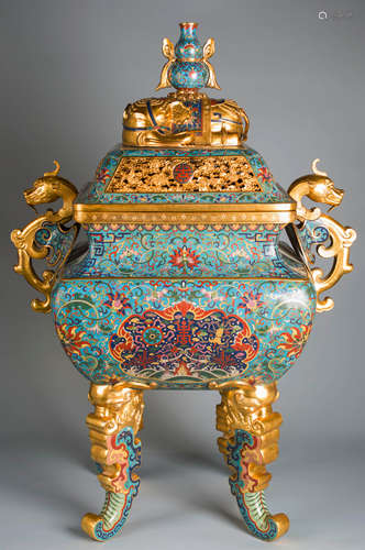 A gilding cloisonne incense burner