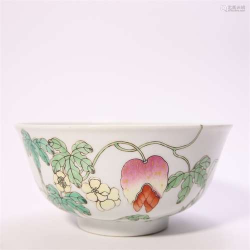 A famille rose melon porcelain bowl