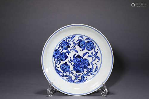 A blue and white bat and peach porcelain plate