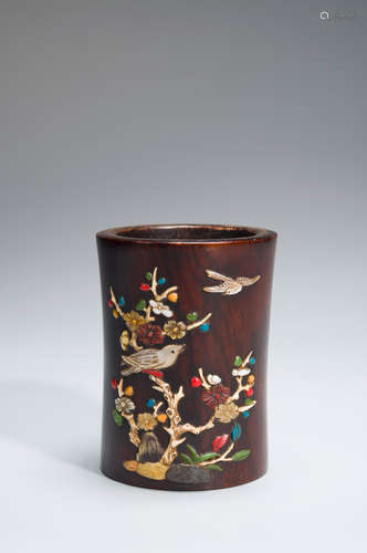 A raden-inlaid bird and flower red sandalwood brush pot