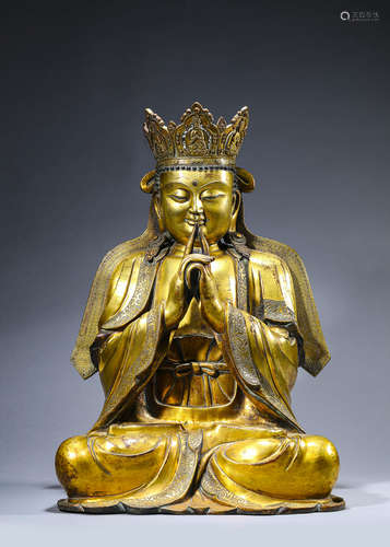 A gilding copper sitting Guanyin statue