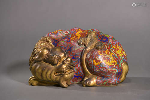 A cloisonne beast ornament