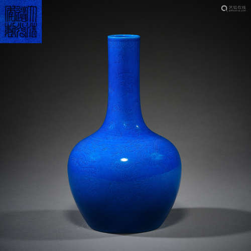 Qing Dynasty of China,Ji-Blue Glaze Bottle