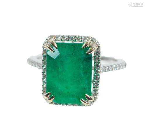 5.19CT NATURAL EMERALD, DIAMOND & 14KT WHITE GOLD RING, ...