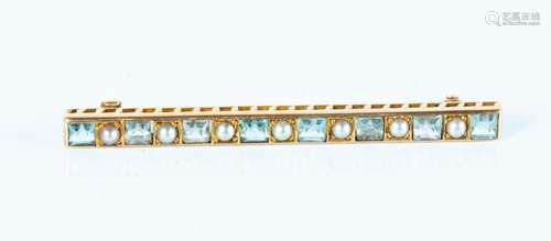 AQUAMARINE, PEARL & 14KT GOLD BROOCH, T.W. 3 GR