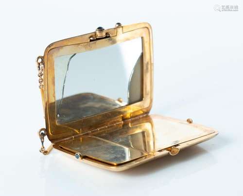 VINTAGE GOLD TONE COMPACT, W 2.25", L 3", T.W. 101...