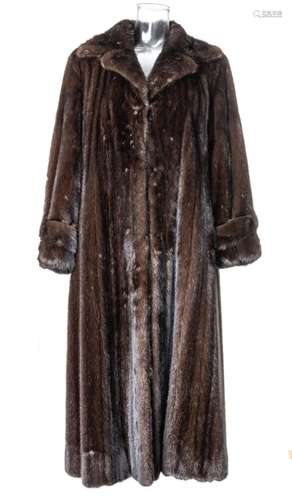 WRUBEL & KOZIN (BIRMINGHAM, MI) MINK FUR COAT, W 18"...