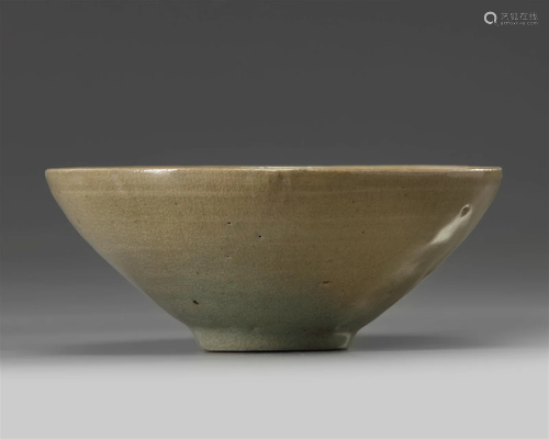 A KOREAN CELADON GLAZED BOWL,GORYEO DYNASTY (918-1392)