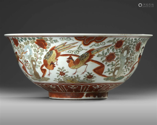 A LARGE CHINESE FAMILLE VERTE BOWL QING DYNASTY
