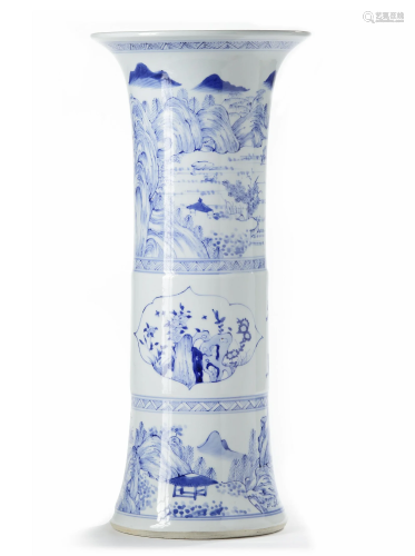 A CHINESE BLUE AND WHITE GU VASE, QING DYNASTY (1644-1911)
