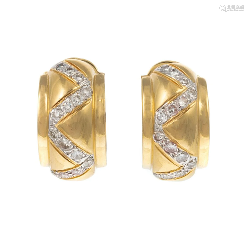 A Pair of 1.00 ctw Diamond Zig-Zag Hoops in 14K