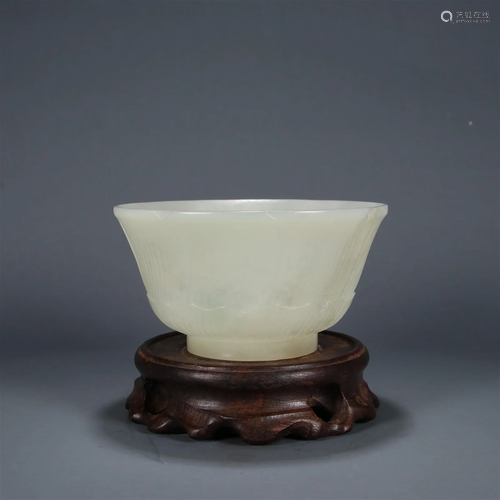 A Carved Hetian Jade Bowl