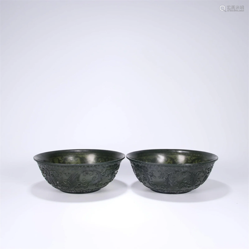 A Pair of Spinach Jade Bowls