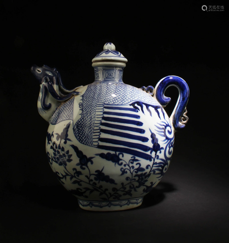 A Blue & White Porcelain Pot