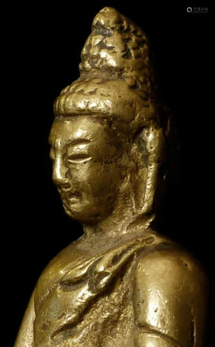 Vintage (circa 1920) seated bronze buddha from