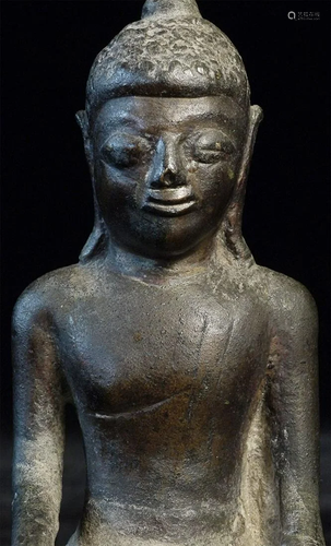 17/18thC Cambodian Buddha. Sweet face. Does have a ding