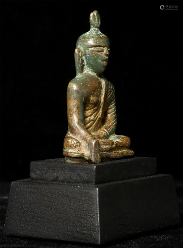 Rare 14/15thC Sri Lankan Buddha, originally one of a