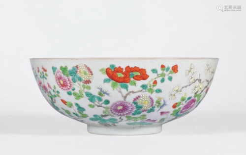 CHINESE PORCELAIN FAMILLE ROSE FLOWER BOWL