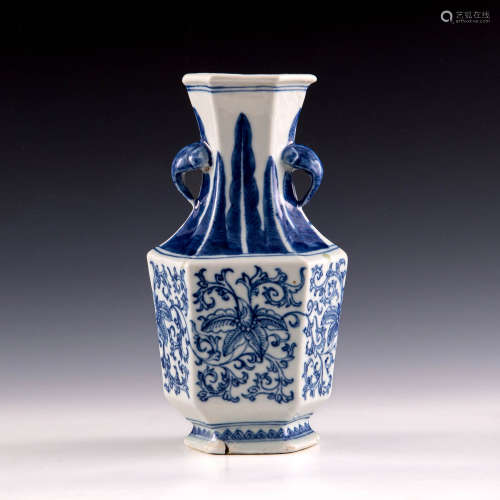 A Chinese blue and white double handle vase  early 19th cent...