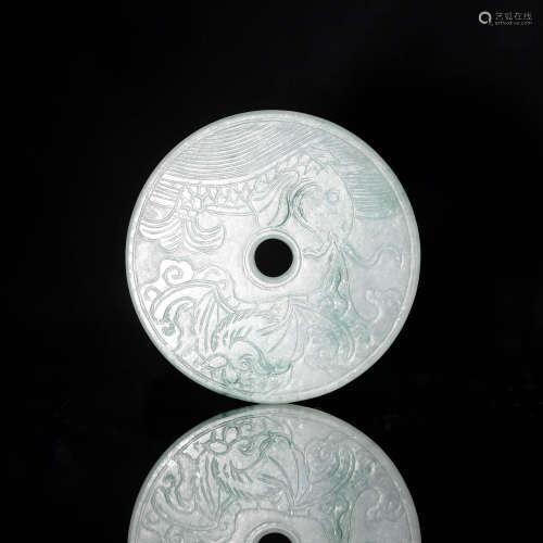 A Chinese carved jadeite bi  19th century 十九世紀 翡翠雕雲蝠...