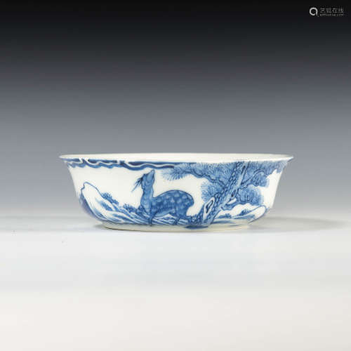 A Chinese blue and white porcelain bowl  19th century 十九世...